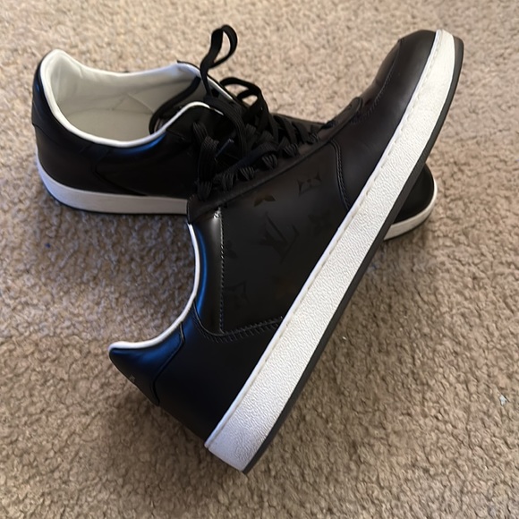 Authentic Louis Vuitton leather shoes Almost New - Picture 2 of 6